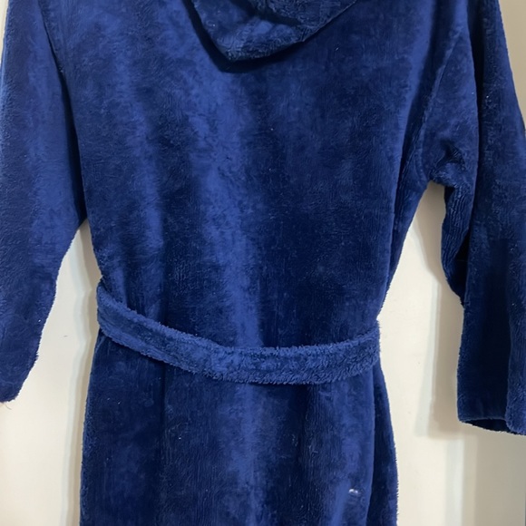 Kiwi made especially for you robe. - Picture 7 of 8